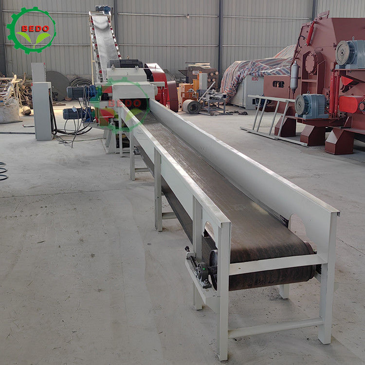 55KW 590rpm Macchina di frantumazione di legno commerciale Tipo tamburo Trinciatore di pezzi pesanti