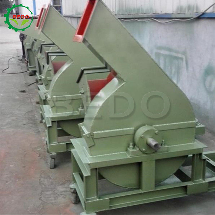 Design compatto del trituratore per alberi su ordinazione del ramo di colore della macchina cippatrice a disco da 2-3 t / h