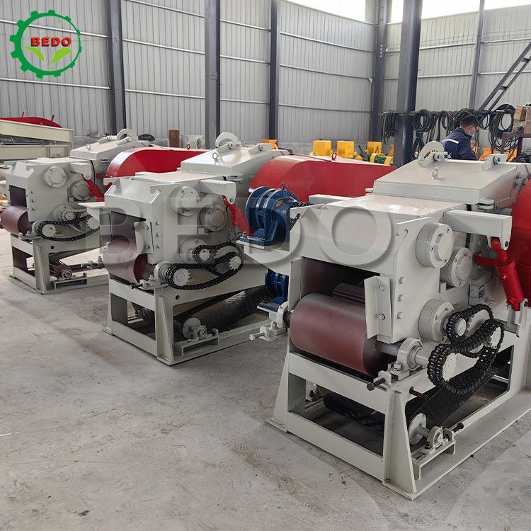 590rpm 3-5t/h Macchina per la frantumazione del legno a tamburo 1 anno di garanzia