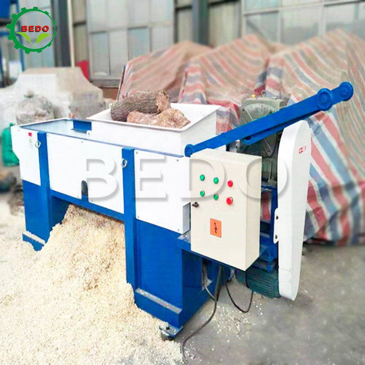 Macchina automatica per trucioli di legno 7,5kw 3600 giri/min Attrezzatura di produzione ad alta capacità