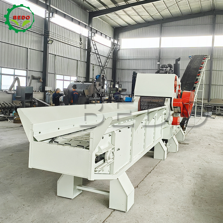 Autoalimentazione 235HP Wood Chipper Machine 700x400mm Inlet Heavy Duty Chipping Industrial Drum Shredder