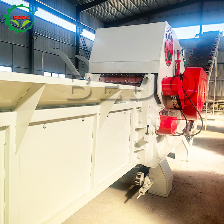 Autoalimentazione 235HP Wood Chipper Machine 700x400mm Inlet Heavy Duty Chipping Industrial Drum Shredder