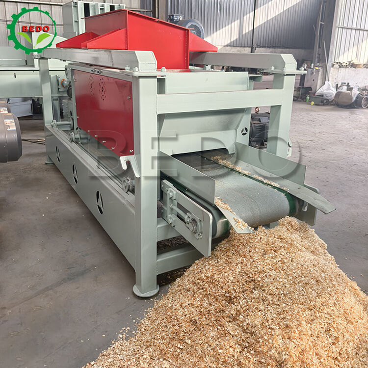 3600 r/min Macchina per la fessurazione del legno 380V Motore attrezzatura di produzione automatica di lenzuola per animali