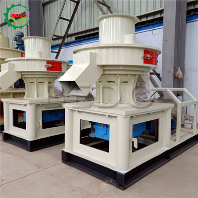 pallina di 1-2T Ring Die Wood Sawdust Biomass che fa macchina con CE