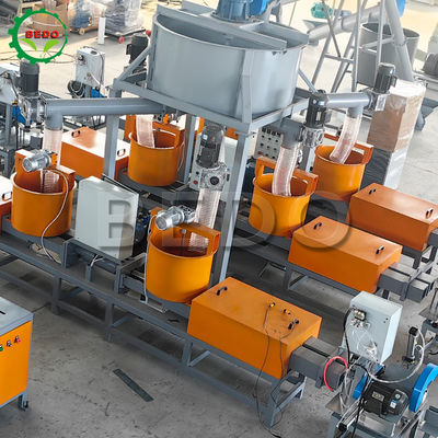 Macchina di compressione automatica a pressione calda di segatura di legno a blocco con CE