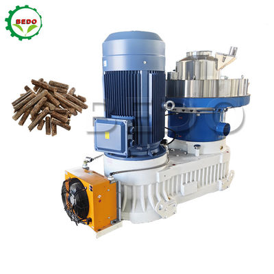 560mm Ring Die Wood Pellet Mill con riduttore ZQ500 380V Voltage