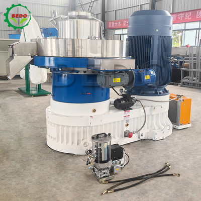 Macchina per pellet di legno in acciaio inossidabile da 132 kW con truncatore da 3 kW e pompa di olio da 0,25 kW