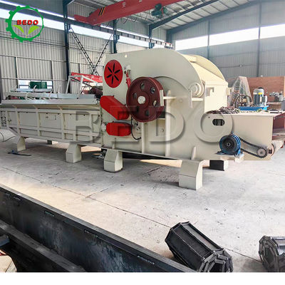 Macchine per la frantumazione di legno industriale con diametro massimo di 300 mm