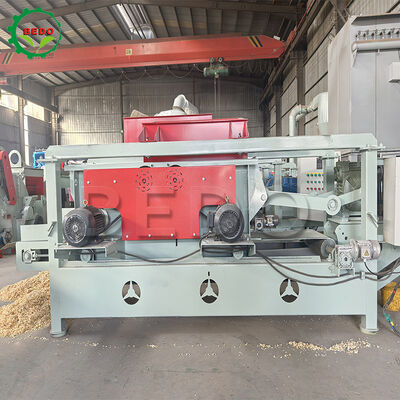 Macchina per trucioli di legno per impieghi gravosi regolabile 1-10mm 380V Attrezzatura automatica per la lavorazione del legno