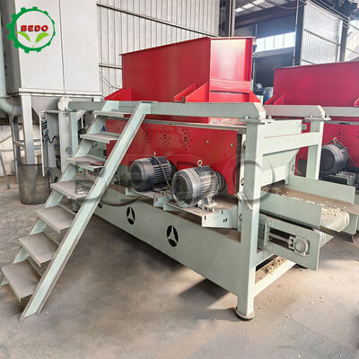 200 pezzi di lame di acciaio legato Macchina di taglio legno 7.5kw Sistema di elaborazione automatica a doppia potenza