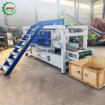 Macchina di taglio di legno a rulli da 125 mm 4kw Potenza di funzionamento Dimensioni di uscita personalizzate Attrezzature di lavorazione multi-legno