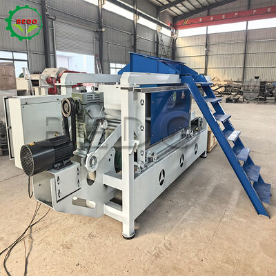 400 kg/h Capacità Macchine per la fessurazione del legno 125 mm Roller Automatic Operation Industrial Equipment