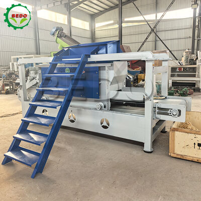 Macchina a doppio albero di potenza per le spalle di legno 7.5kw 400kg/h Capacità attrezzature in acciaio al carbonio